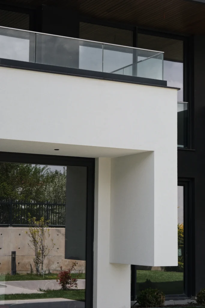 Parla İncek Villaları