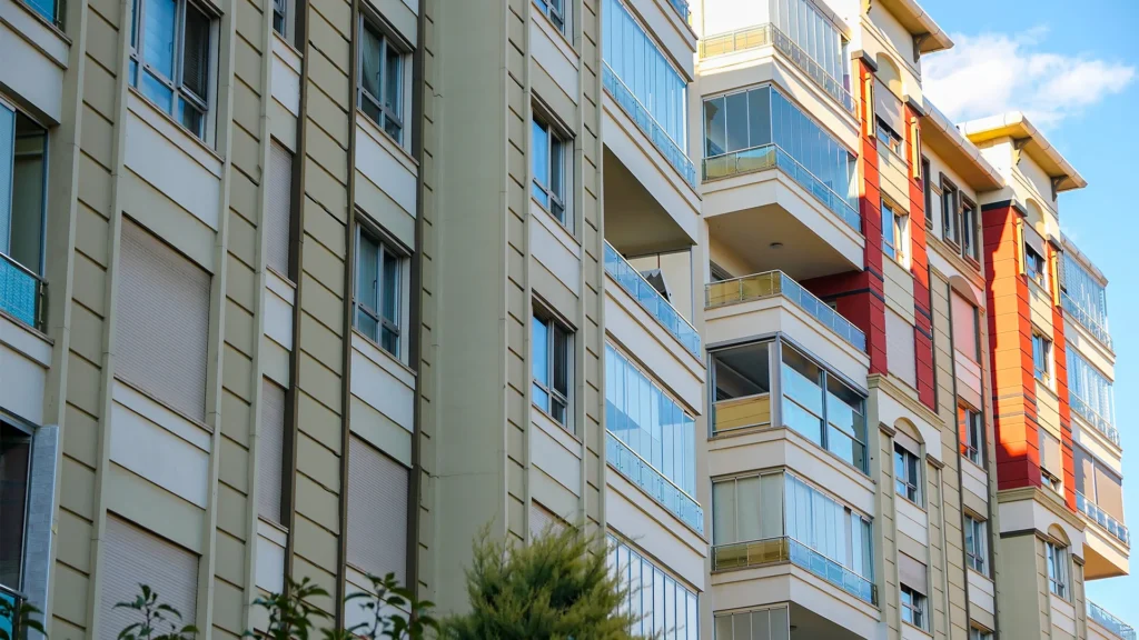 Altın Koza Konakları